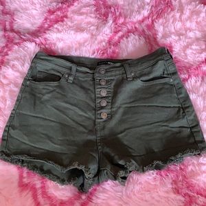 Fashion nova shorts